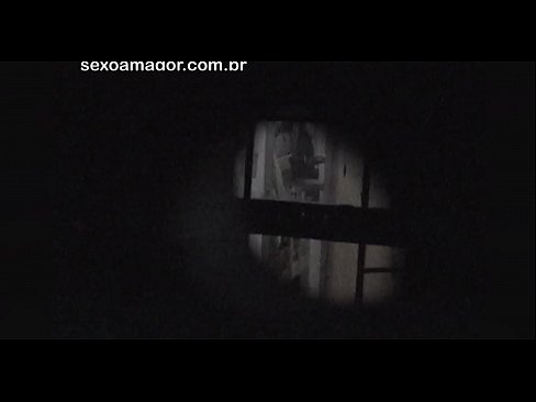 ❤️ Блондинку тайно снимает на видео соседский вуайерист, спрятанный за полыми кирпичами ️❌ Порно ролики на passionateembracespotlight.ru ️❤